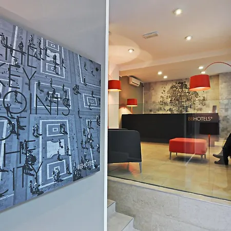 Bb Hotels Aparthotel Visconti-2